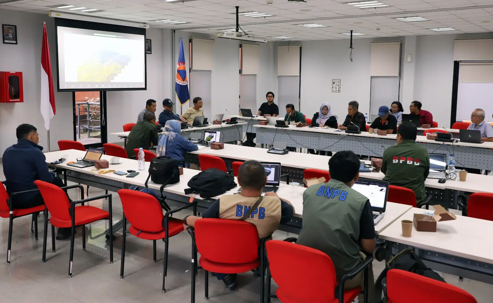 Percepat Persiapan Pemasangan EWS, BNPB Intensifkan Koordinasi Lintas Sektor di Sumatra Barat